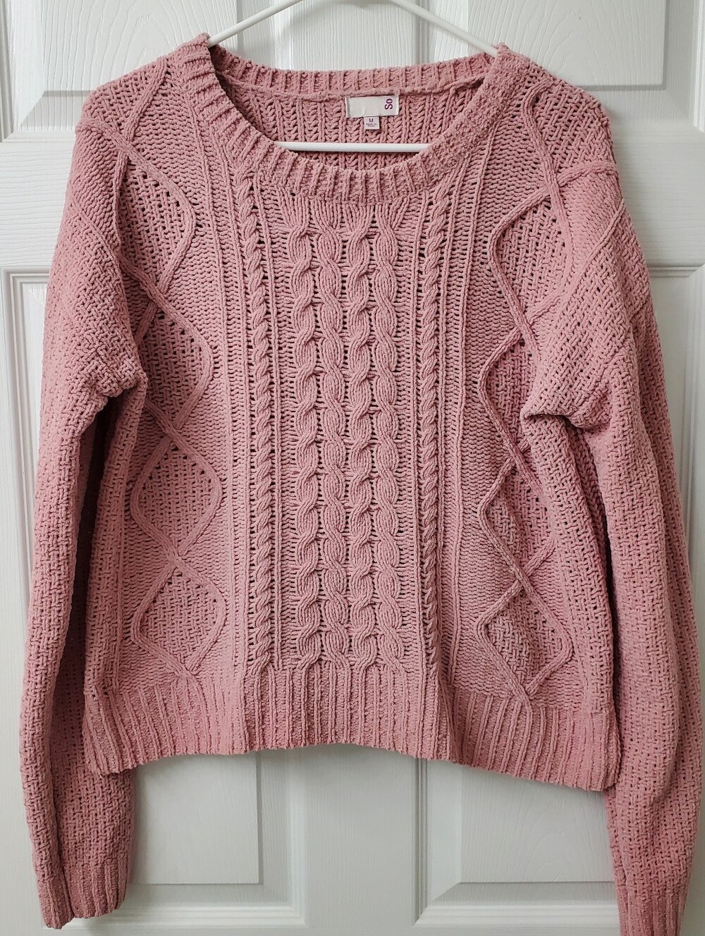 SO Women’s Dusty Rose  Soft Cozy Cable Knit Crew Sweater Size M